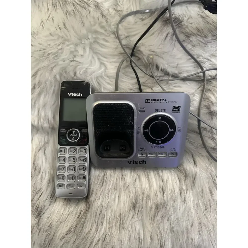 VTech DECT 6.0 Cordless Telephone w/ Digital Answering System, 1 Handset